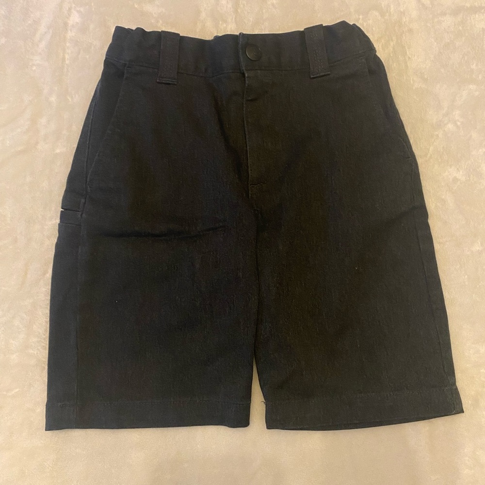 Billabong boys’ size 7x black shorts